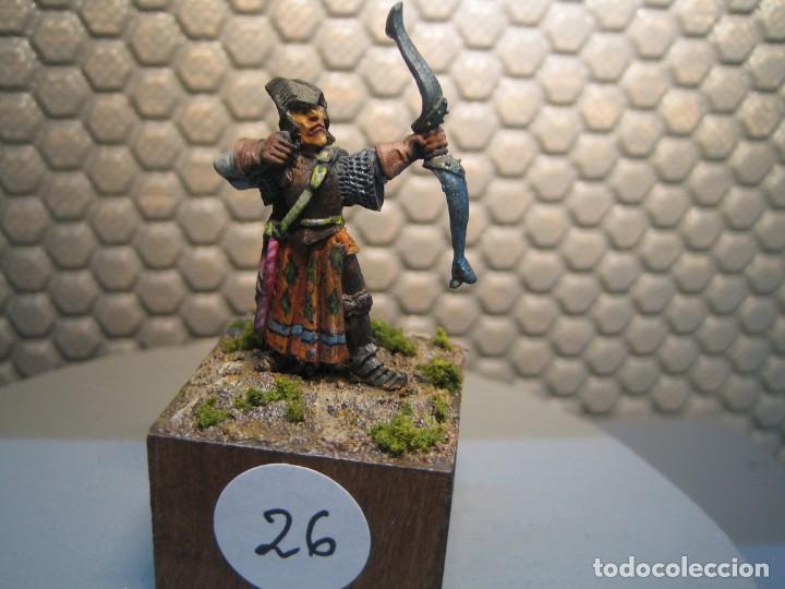 Jeux Anciens: FIGURA DE FANTASIA de plomo modelo 26 - pintado de calidad- - tama&ntilde;o peana cm. 3x3x2