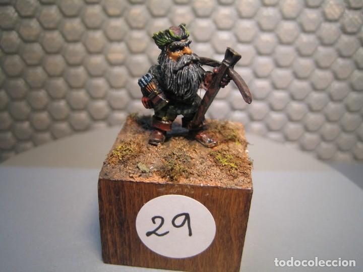 Jeux Anciens: FIGURA DE FANTASIA de plomo modelo 29 - pintado de calidad- - tama&ntilde;o peana cm. 3x3x2