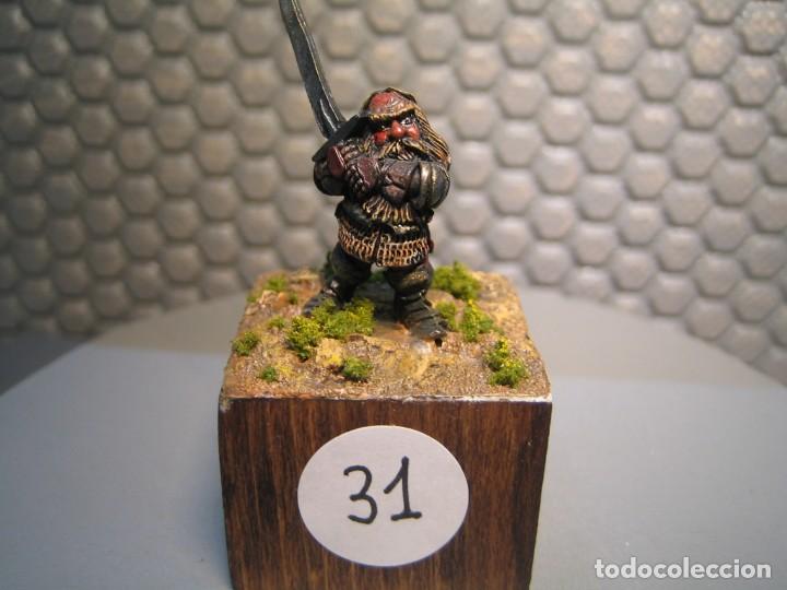 Jeux Anciens: FIGURA DE FANTASIA de plomo modelo 31 - pintado de calidad- - tama&ntilde;o peana cm. 3x3x2