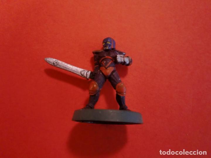 Juegos antiguos: GUERRERO CON ESPADA PLOMO - Foto 1