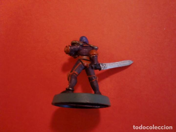 Juegos antiguos: GUERRERO CON ESPADA PLOMO - Foto 2