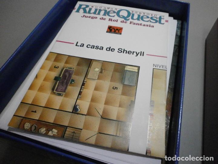 Juegos Antiguos: internacional rune quest juego de rol de fantasia basico completo - Foto 11 - 289803893