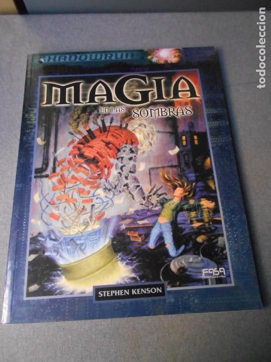 Juegos antiguos: SHADOWRUN. MAGIA EN LAS SOMBRAS - Foto 1