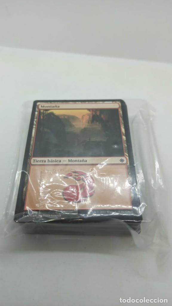 Juegos antiguos: Lote cartas Magic con fundas negro rojo - Foto 3