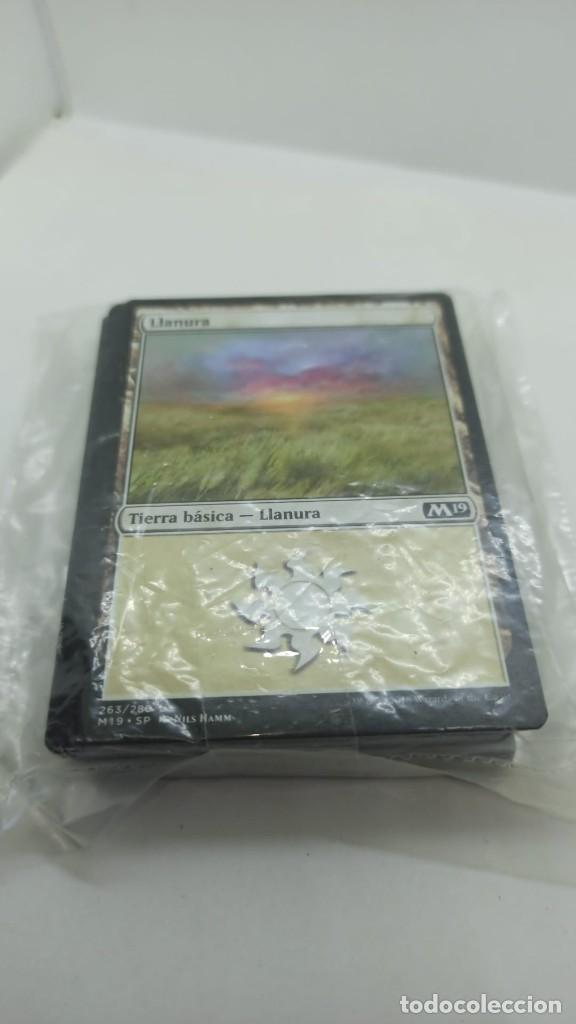 Juegos antiguos: Lote cartas Magic con fundas rojo blanco - Foto 3