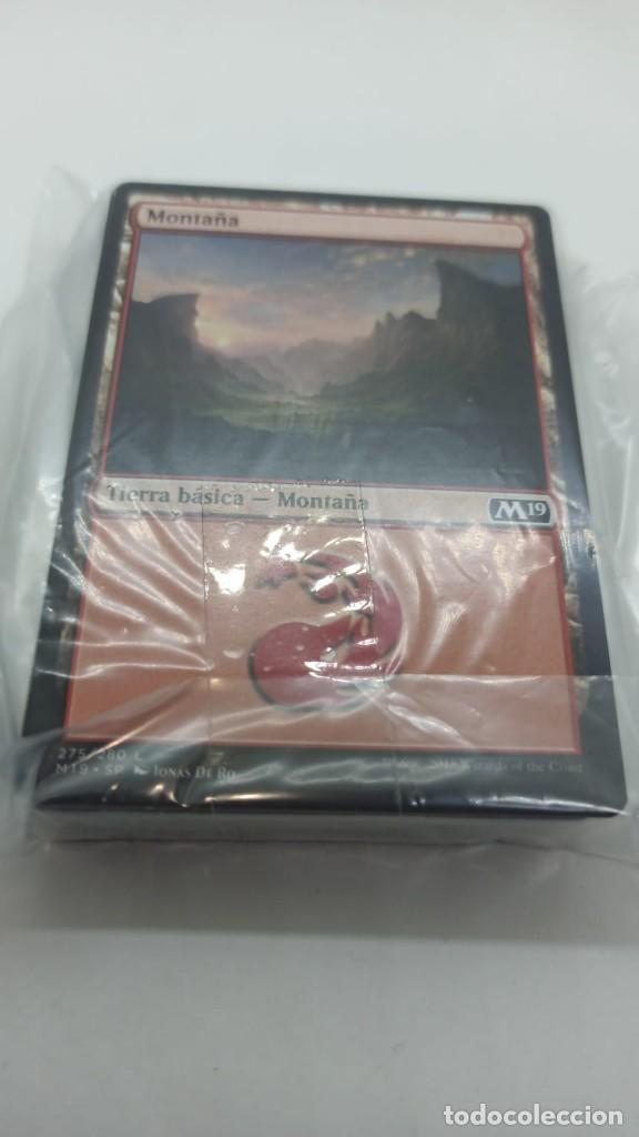 Juegos antiguos: Lote cartas Magic con fundas rojo azul - Foto 2