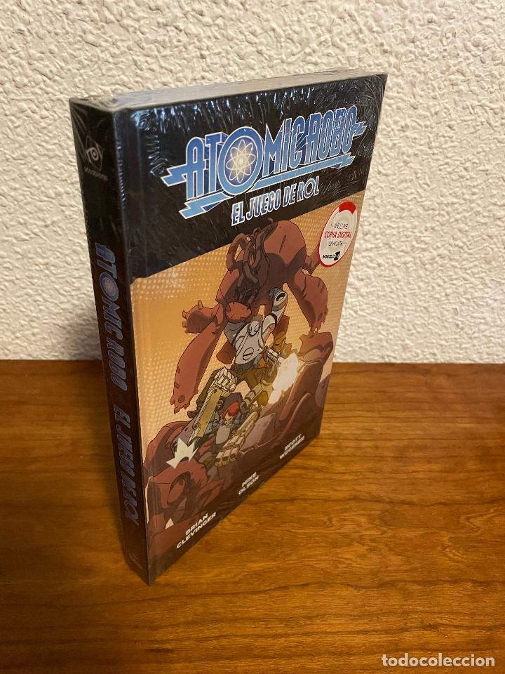 Juegos antiguos: Atomic Robo - PRECINTADO - juego de rol - Foto 3