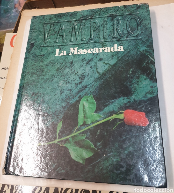 Juegos antiguos: Vampiros. La mascarada - Foto 1