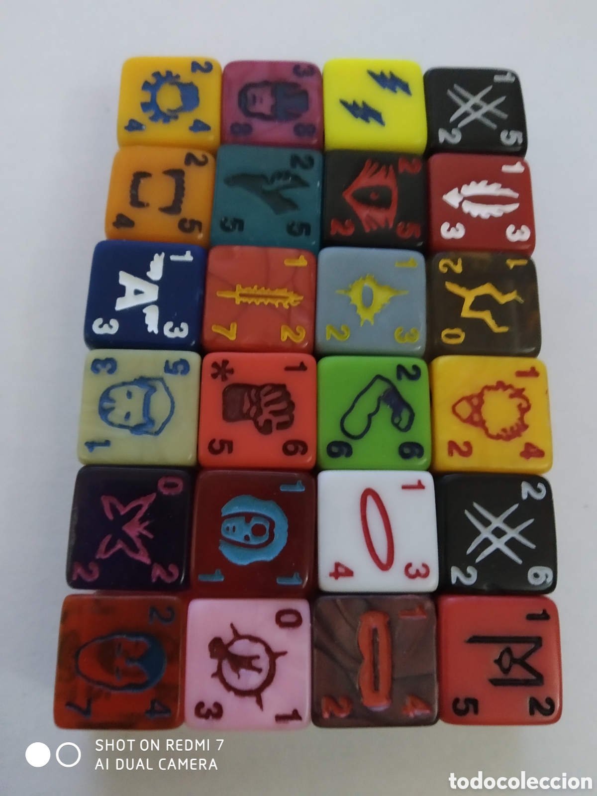 Juegos antiguos: 24 DADOS- DICE MASTER MARVEL - Foto 1