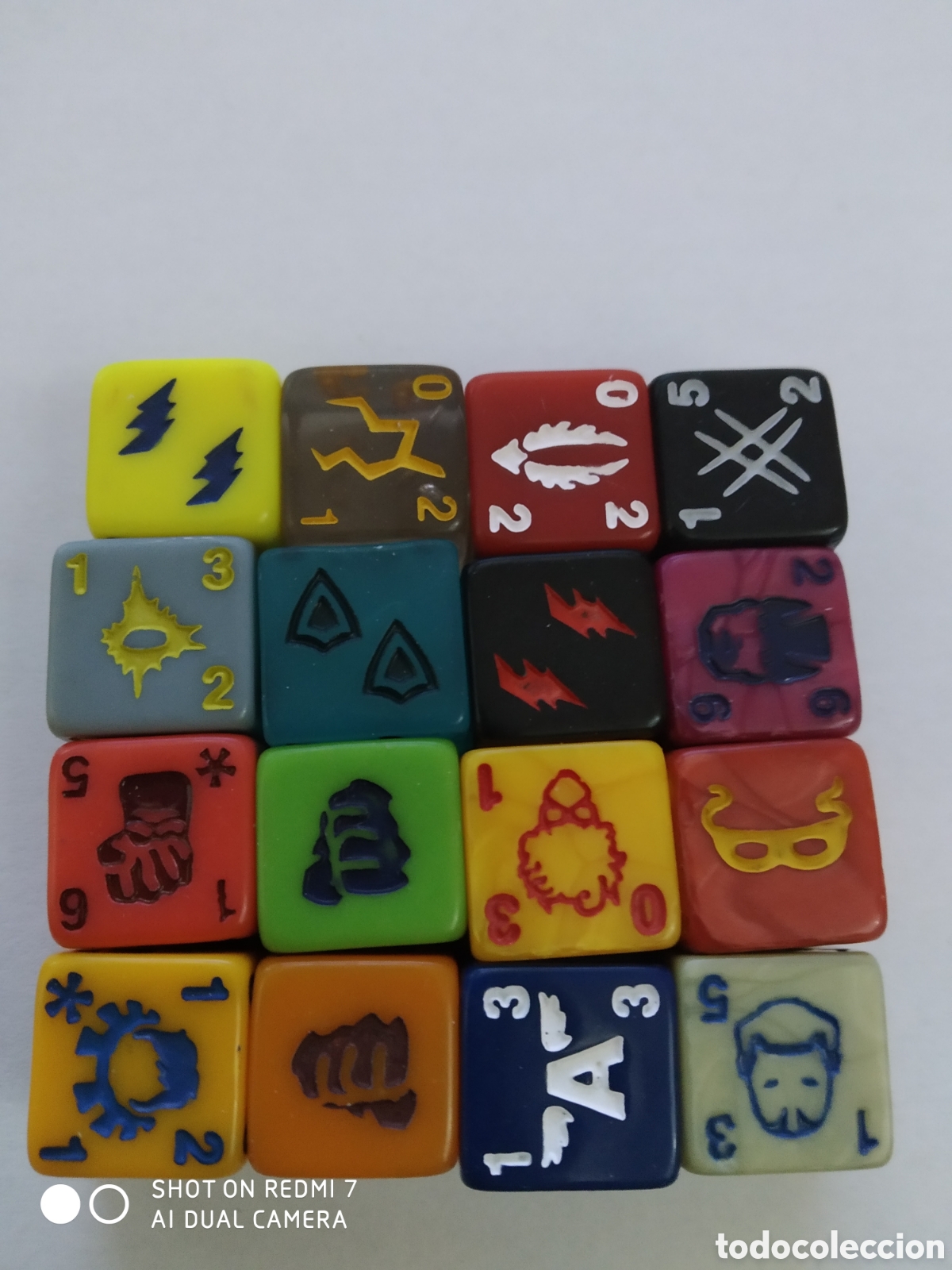 Juegos antiguos: 16 DADOS- DICE MASTER MARVEL - Foto 1