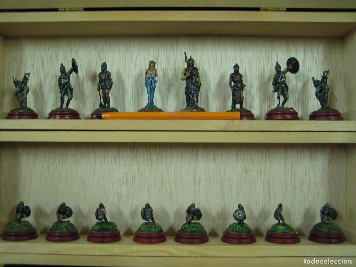 Juegos Antiguos: FIGURAS DE FANTASIA DE PLOMO - AJEDREZ REF. 19 - 32 PIEZAS- ANTIGUO - PINTADO DE GRAN CALIDAD