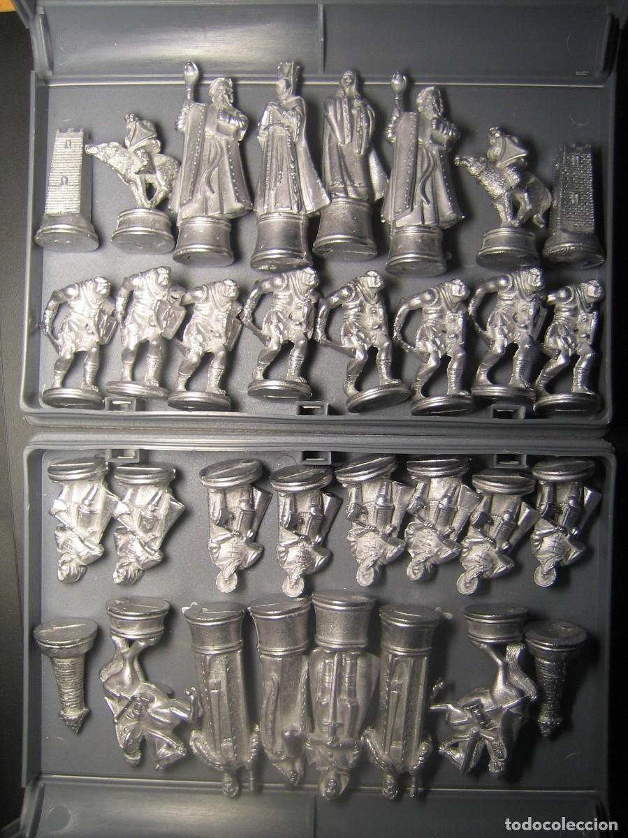 Jeux Anciens: FIGURAS DE FANTASIA DE PLOMO - AJEDREZ COMPLETO 32 PIEZAS