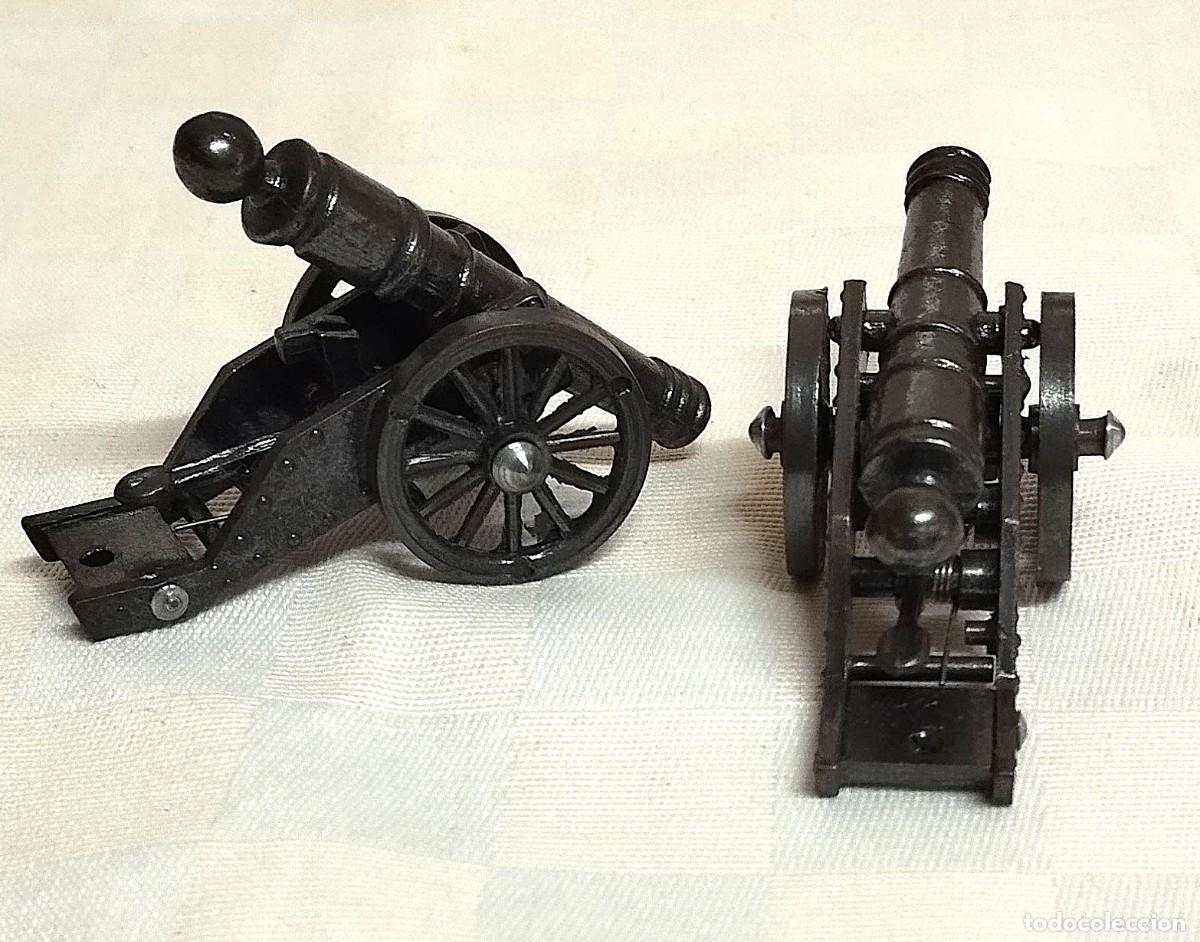 Juegos antiguos: Dos ca&ntilde;ones de metal, con ruedas - Foto 4