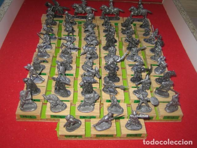 Jeux Anciens: FIGURAS DE FANTASIA DE PLOMO - COLECCION DE 65 FIGURAS TODAS DIFERENTES- ESCALA 25-30 MIL
