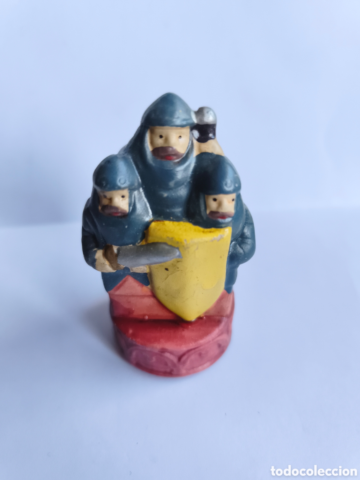 Juegos Antiguos: FIGURA TRES CABEZAS AJEDREZ CERAMICA. ROJO