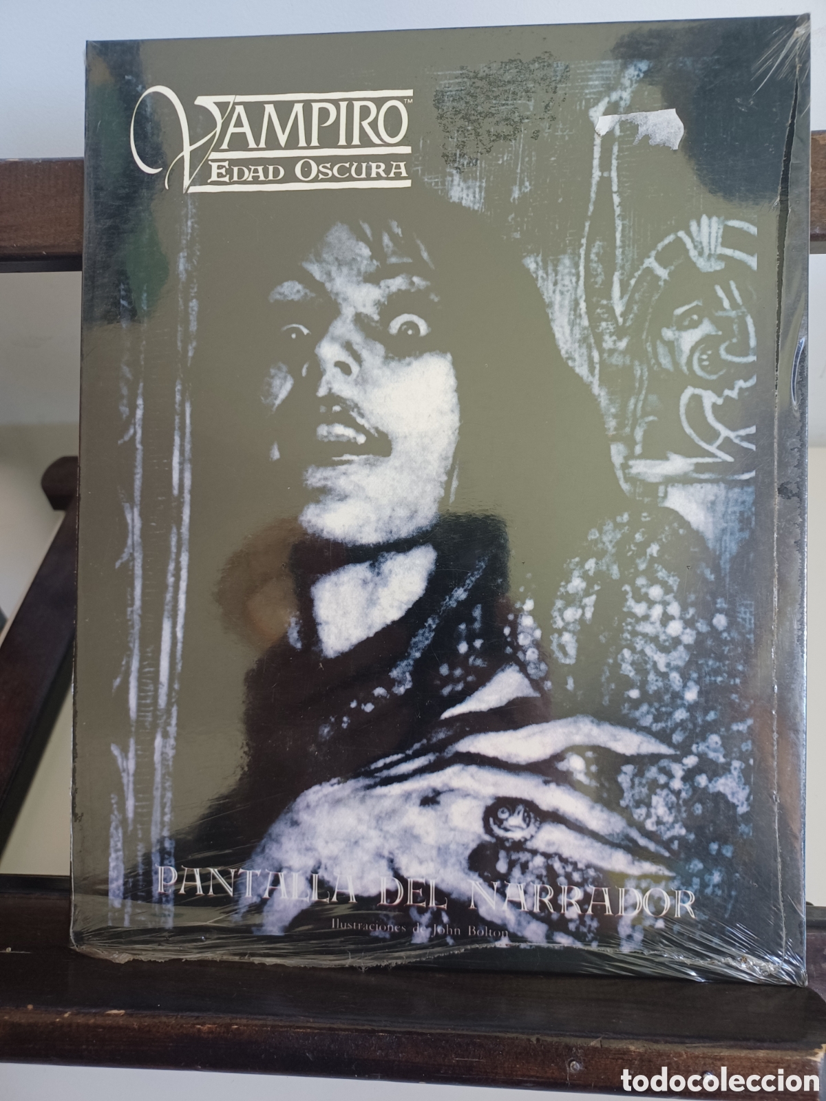 Juegos Antiguos: Vampiro. Edad Oscura. Pantalla del narrador. Juego de rol.