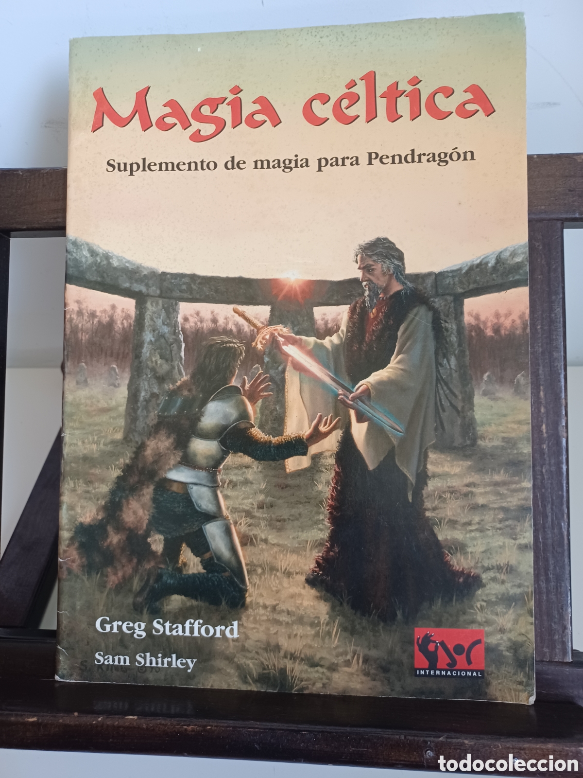 Juegos Antiguos: Magia c&eacute;ltica. Suplemento de magia para Pendrag&oacute;n. Juego de rol. Joc Internacional, 1994