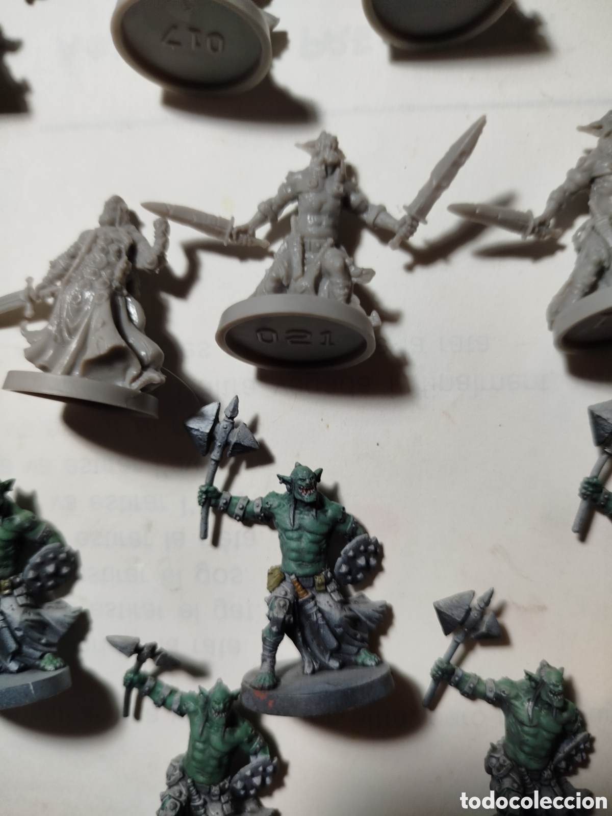 Juegos antiguos: Lote 17 miniaturas pl&aacute;stico goblins - Foto 3