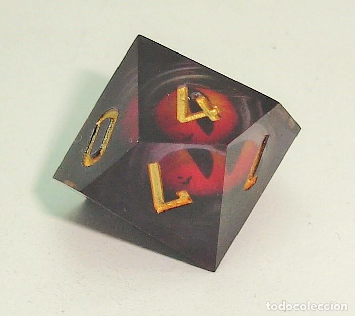 Juegos antiguos: DADO D20 OJO DE SAURON ROJO - Foto 4