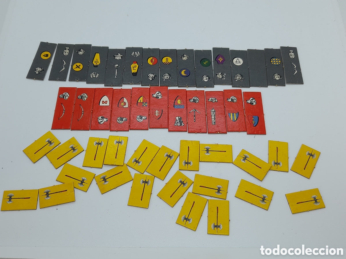 Juegos Antiguos: LOTE DE 48 FICHAS DE SIMBOLOS DEL