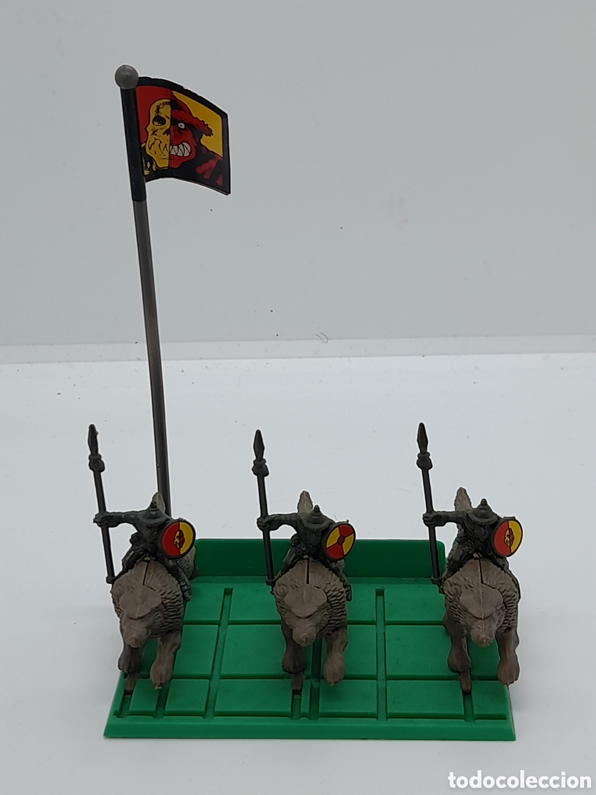 Juegos Antiguos: SOLDADOS, GUERREROS, DEL JUEGO BATTLE MASTERS, DE MB. A&Ntilde;O 1992