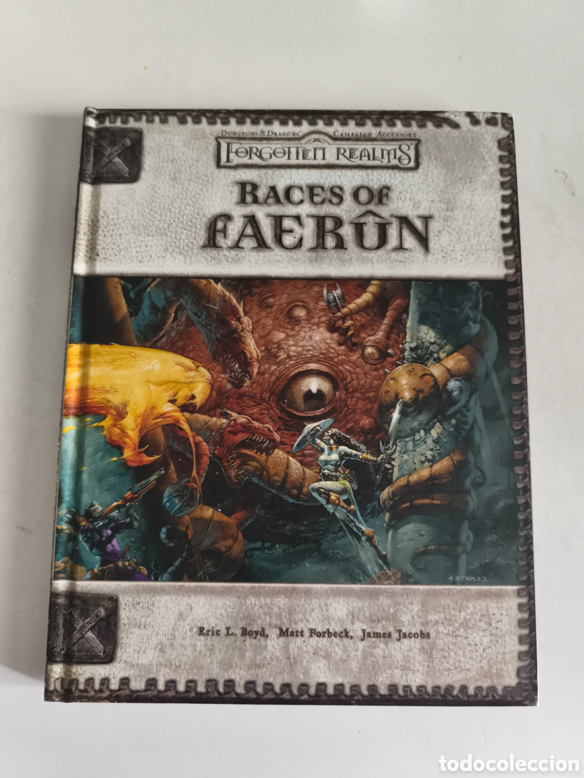 Juegos Antiguos: Antiguo libro Dungeons & Dragons, Races of Faerun