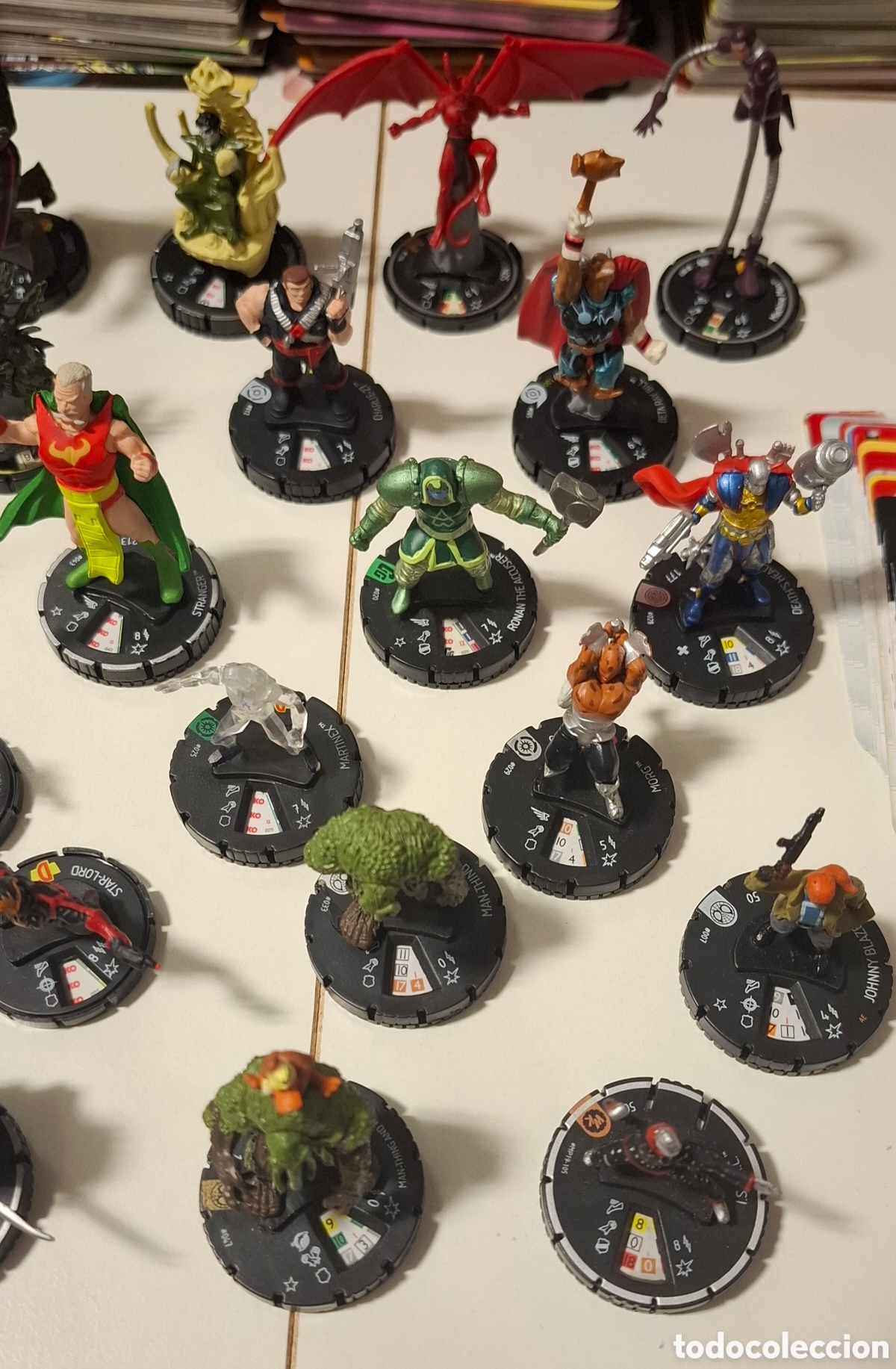 Juegos antiguos: Heroclix Marvel lote Figuras Variadas - Foto 4