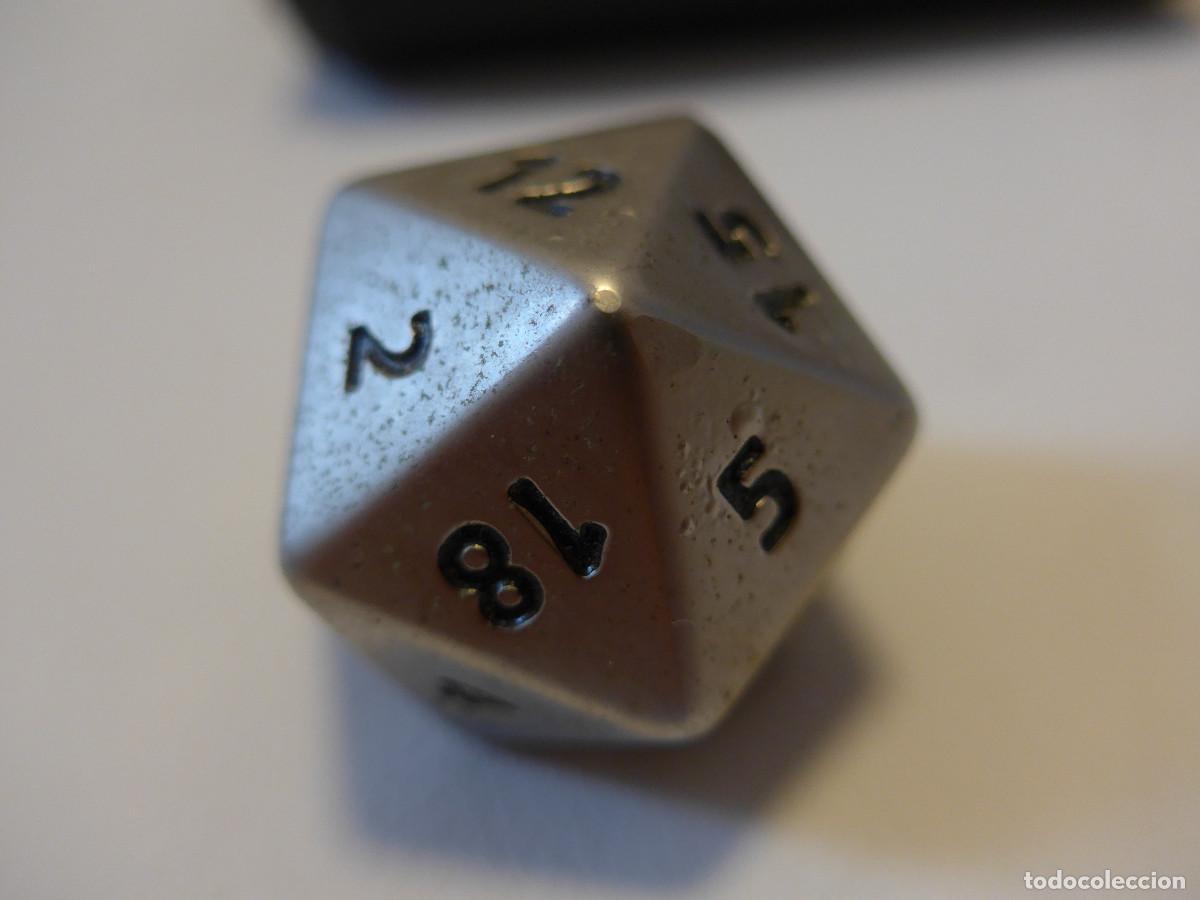 Juegos antiguos: DADO METALICO DE 20 CARAS - Foto 2