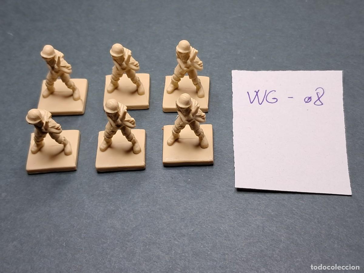 Juegos antiguos: 6 infanteria italiano (pl&aacute;stico 2,5cm altura), WarGame: Memoir'44, DaysOfWonder