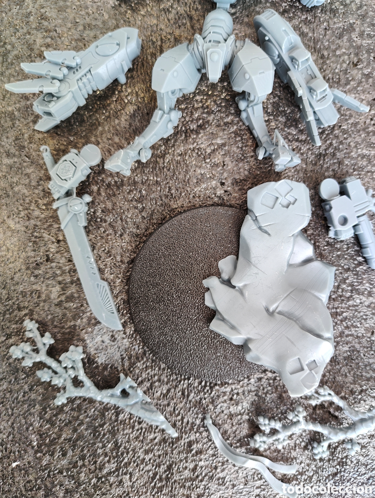 Juegos antiguos: miniatura de resina con base - Foto 2