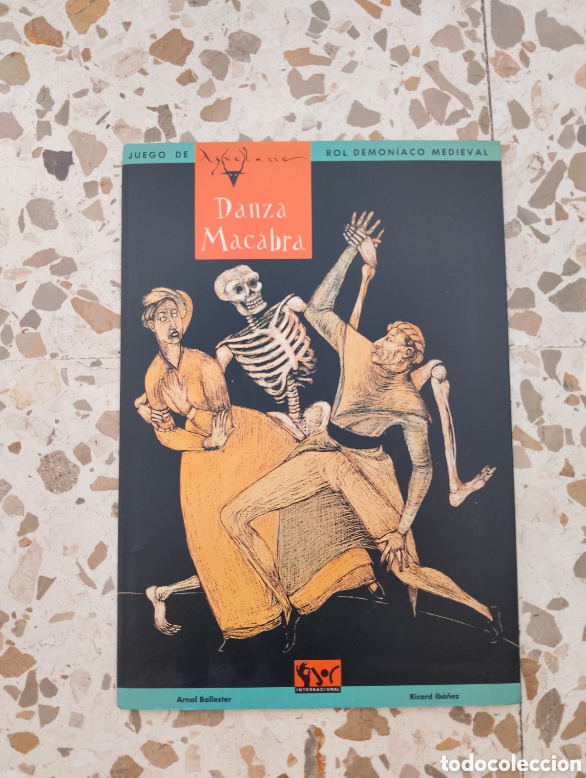 Juegos antiguos: Danza macabra juego rol