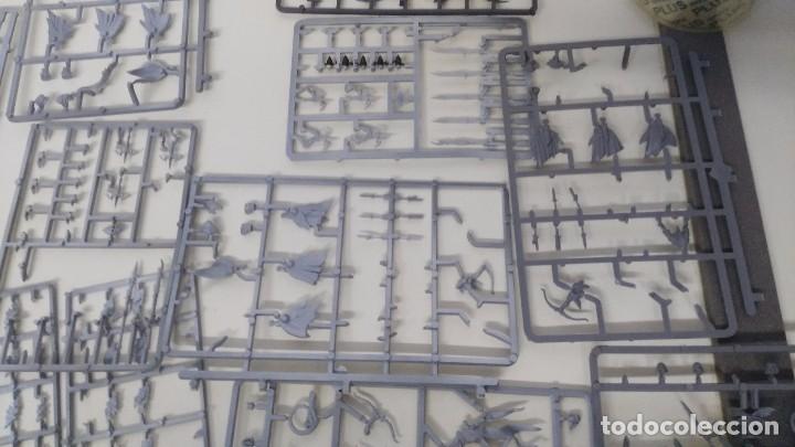 Juegos antiguos: lote de figuras warhammer caja - Foto 8