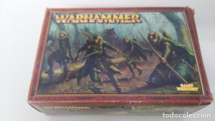Juegos antiguos: lote de figuras warhammer caja - Foto 1