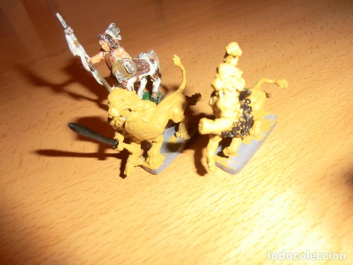 Juegos antiguos: dos centauros leon y otro indio - Foto 2