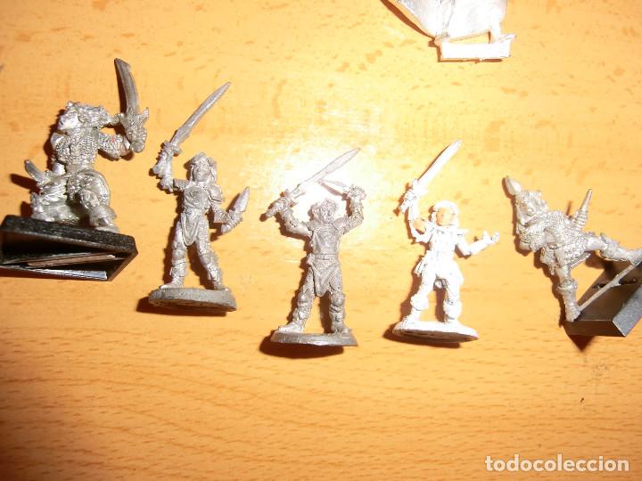 Juegos antiguos: elfos, warhammer - Foto 2