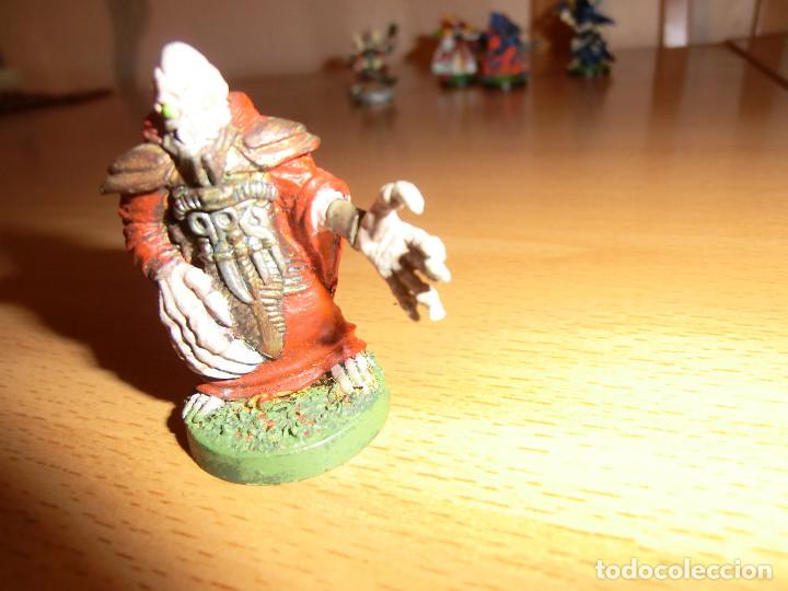 Juegos antiguos: warzone , elistoniano medico extra&ntilde;o - Foto 1