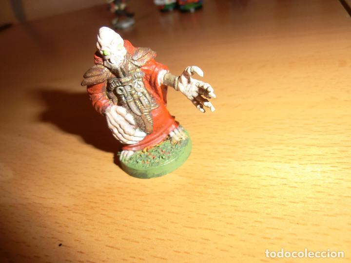 Juegos antiguos: warzone , elistoniano medico extra&ntilde;o - Foto 2