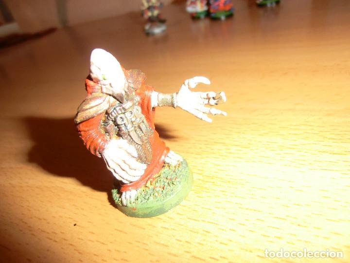 Juegos antiguos: warzone , elistoniano medico extra&ntilde;o - Foto 3