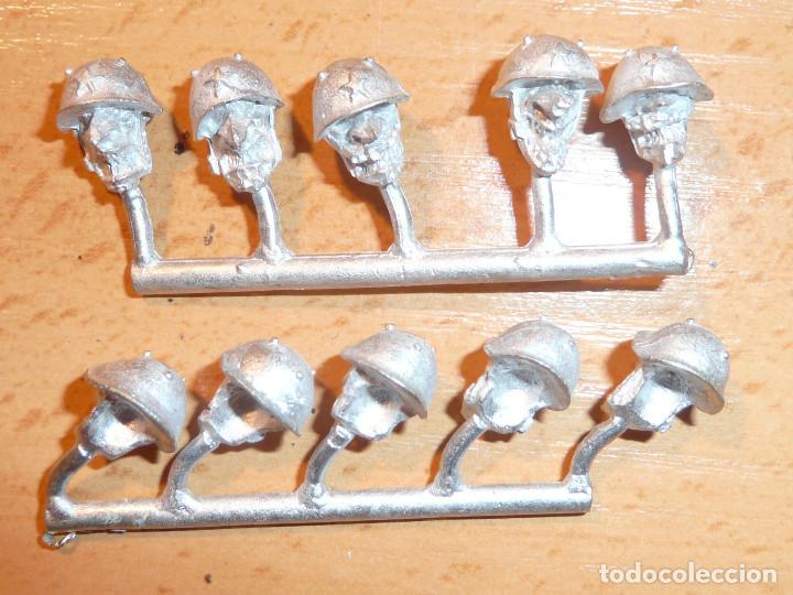 Juegos antiguos: cabezas goblins metal escala 3cm - Foto 1
