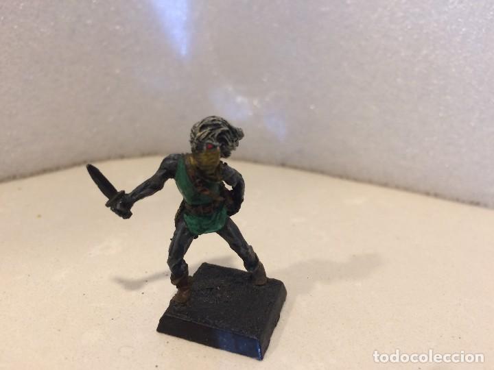 Juegos antiguos: WARHAMMER - 4 FIGURAS PLASTICO - Foto 4