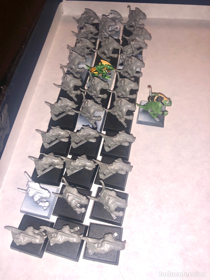 Juegos antiguos: Pack de 31 eslizones warhammer - Foto 2