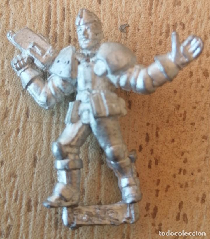 Juegos antiguos: Figura plomo, Warhammer - Foto 1