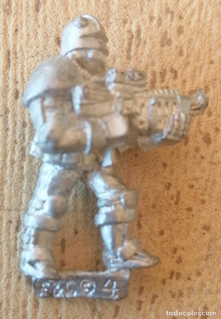 Juegos antiguos: Figura plomo, Warhammer - Foto 1