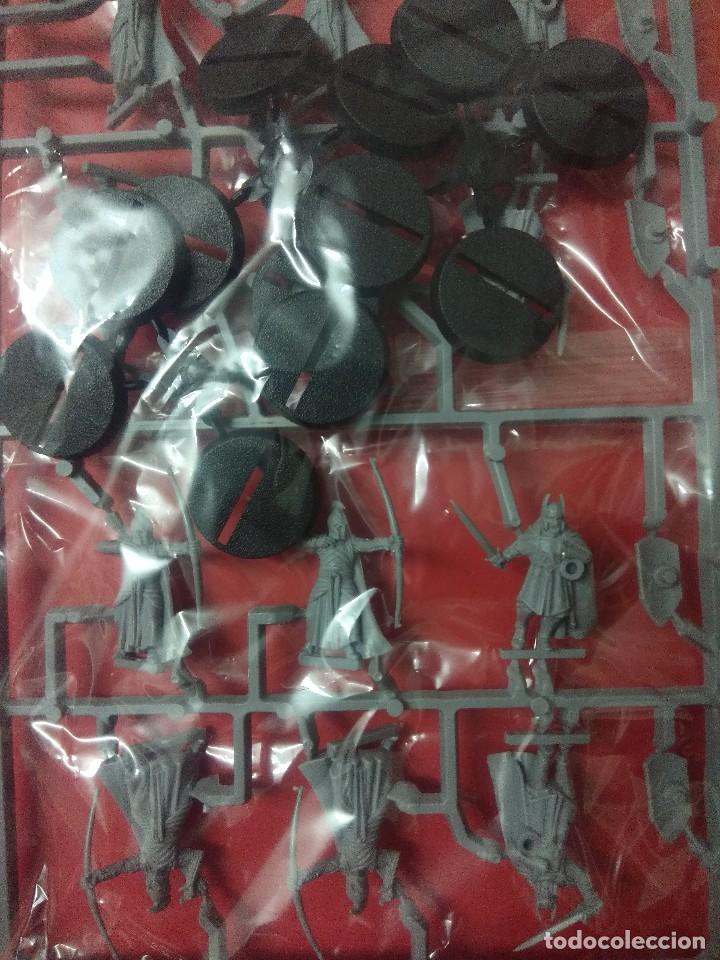Juegos antiguos: PANOPLIA FIGURAS WARHAMMER EN PLASTICO/NUEVA. - Foto 2