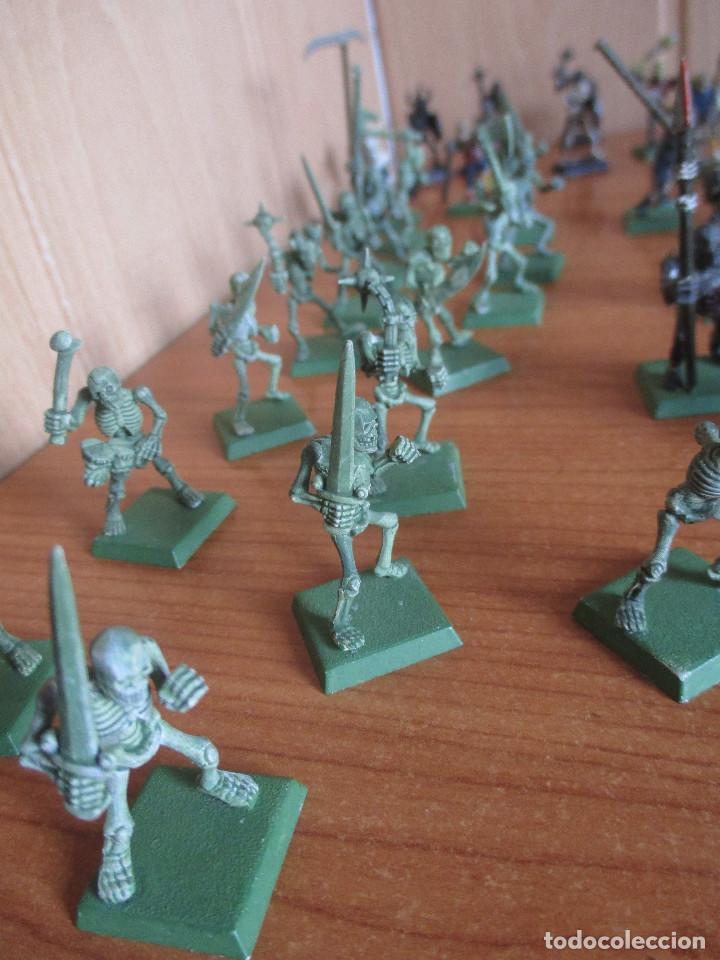 Juegos antiguos: WARHAMMER , LOTE 50 FIGURAS - Foto 7