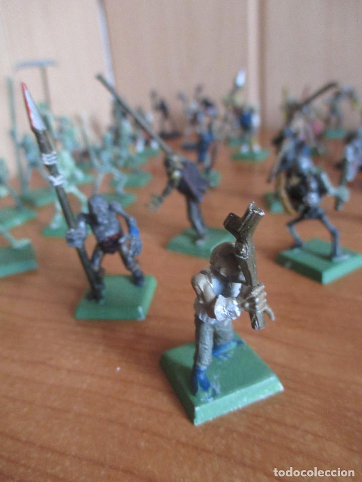 Juegos antiguos: WARHAMMER , LOTE 50 FIGURAS - Foto 8
