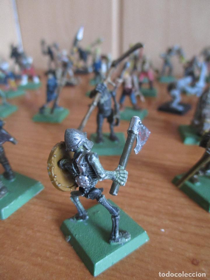 Juegos antiguos: WARHAMMER , LOTE 50 FIGURAS - Foto 9