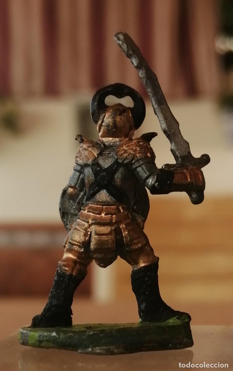 Juegos antiguos: Figura plomo Warhammer - Foto 2