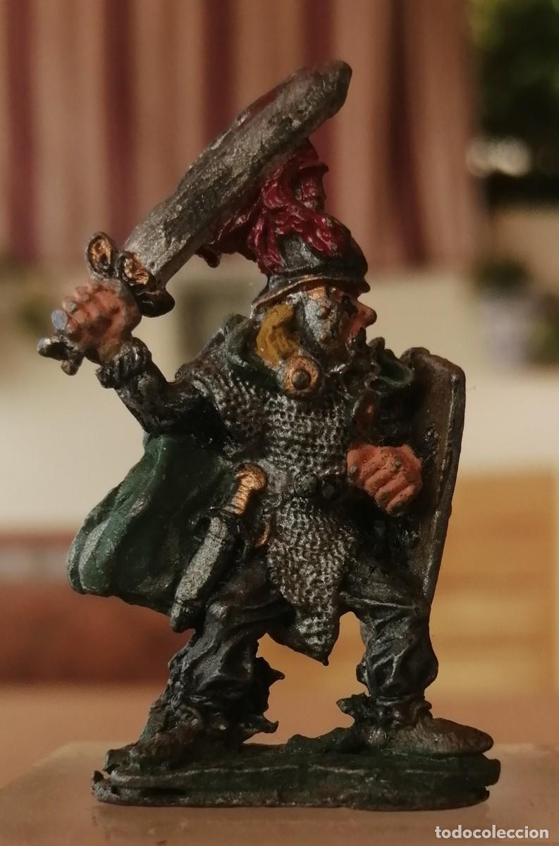 Juegos antiguos: Figura plomo Warhammer - Foto 1