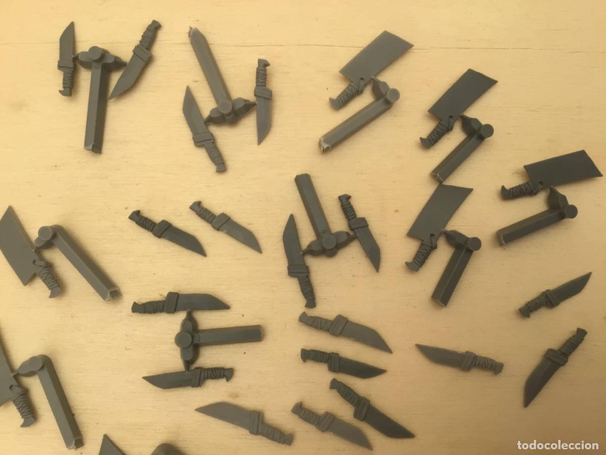 Juegos antiguos: Warhammer bits cuchillos - Foto 2
